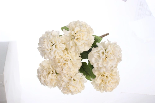 Искусственные цветы "Букет гортензий" 41см 7 цветков белые