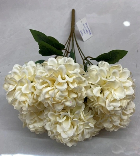 Искусственные цветы "Букет гортензий" 41см 7 цветков белые